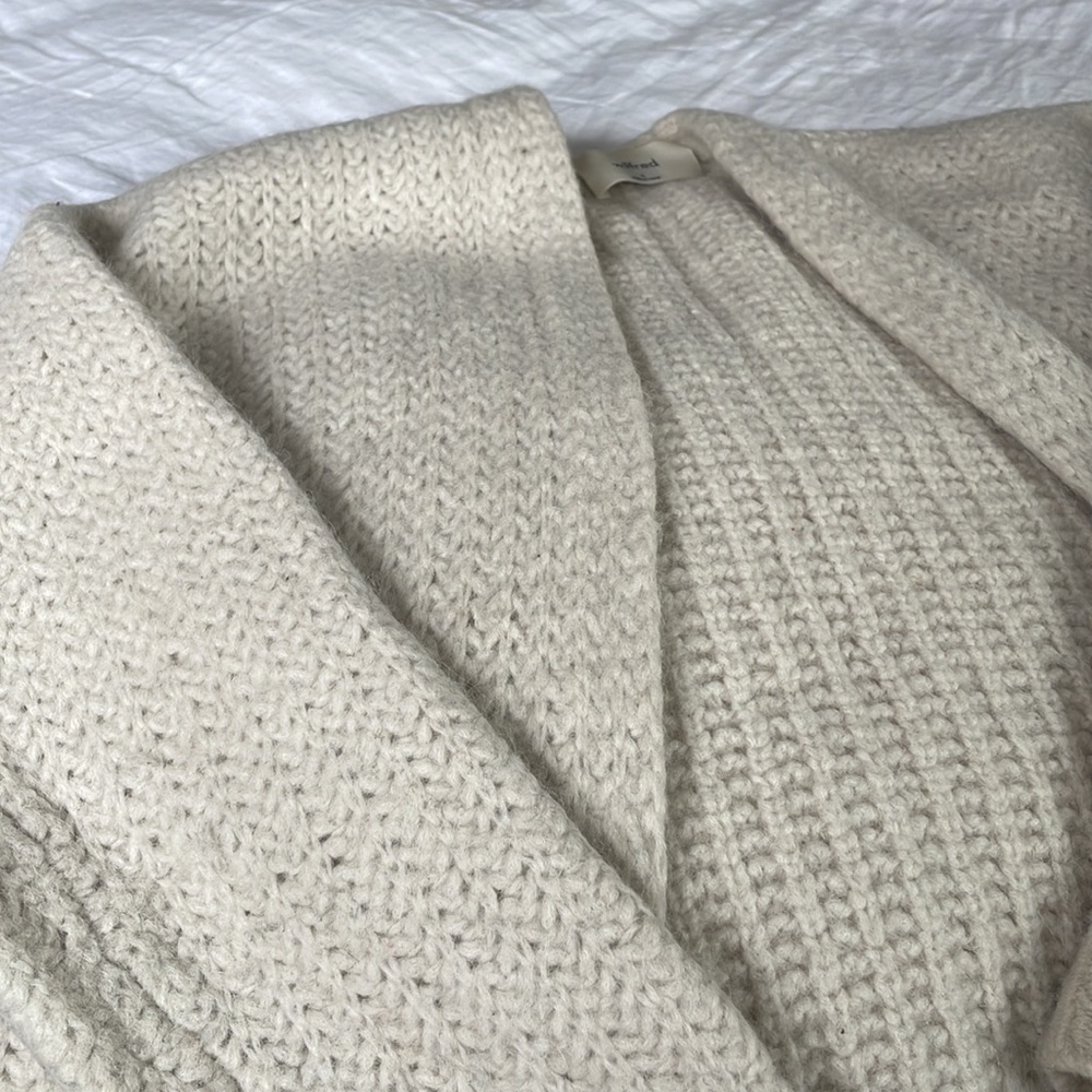 Stunning off white wool/alpaca cardigan from Wilfred